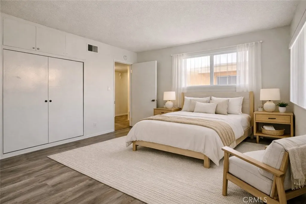 Additional image 4 of 17102 Emerald Ln Unit 1, Huntington Beach, CA 92647