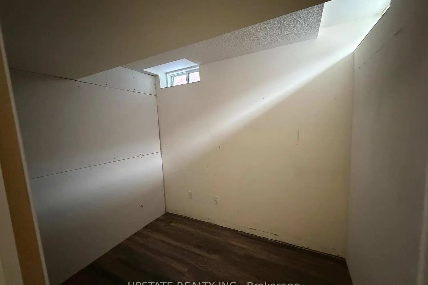 Additional image 17 of 105 Heartview Road