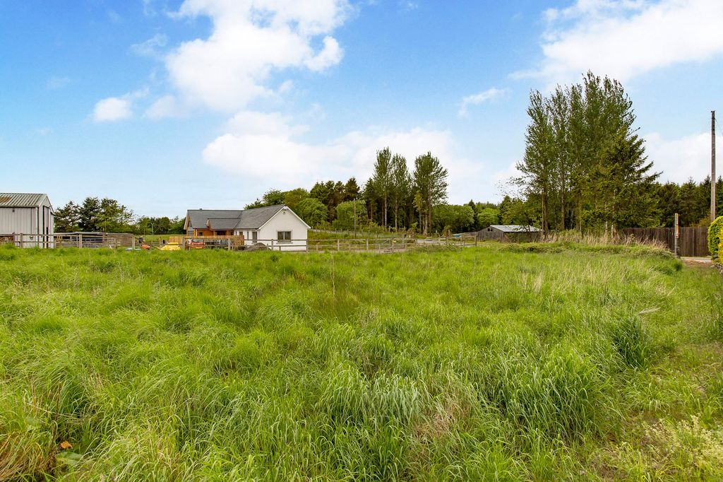 Land for saleWest Tofts, Stanley PH1 photo 4