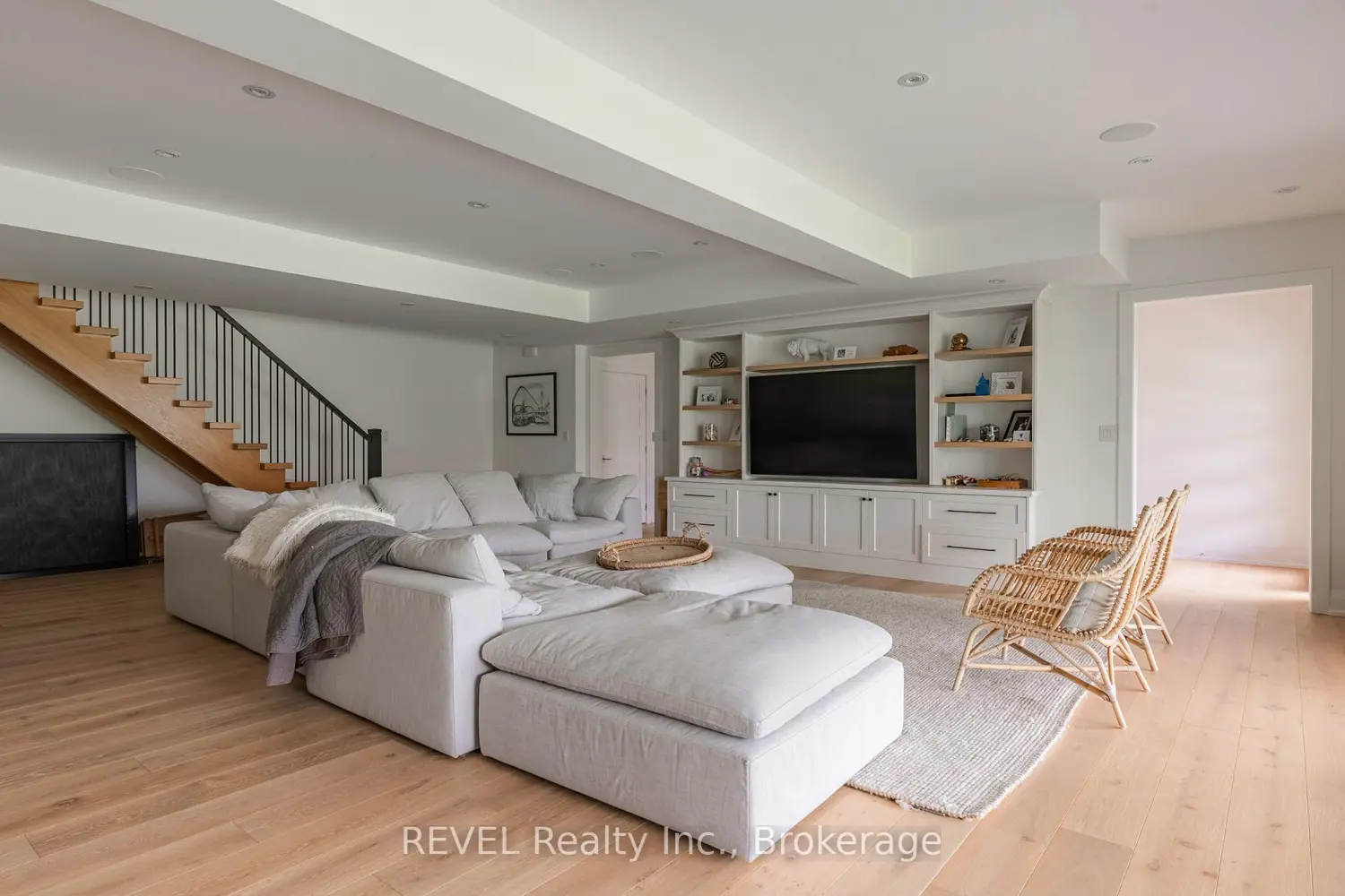 4940 South Shore Road photo 4