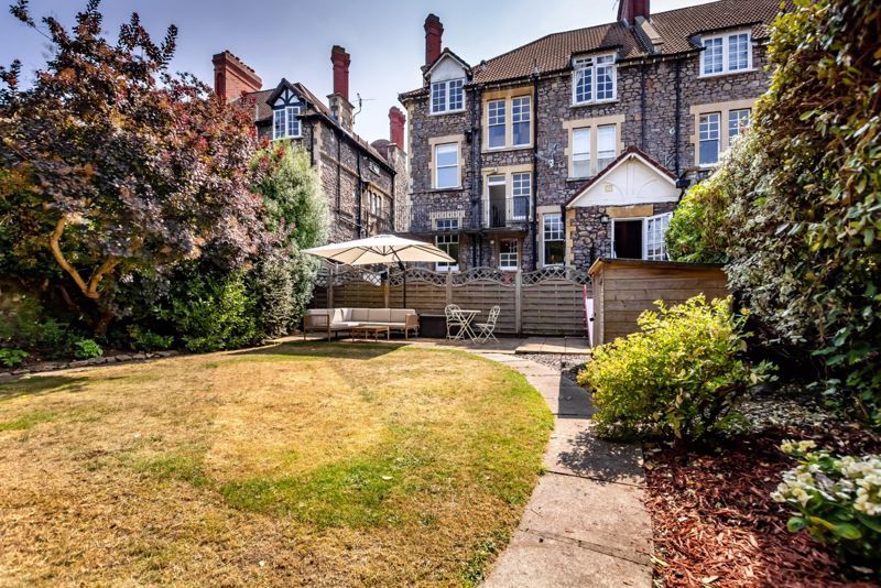 2 bed flat for saleDownleaze, Stoke Bishop, Bristol BS9 photo 5
