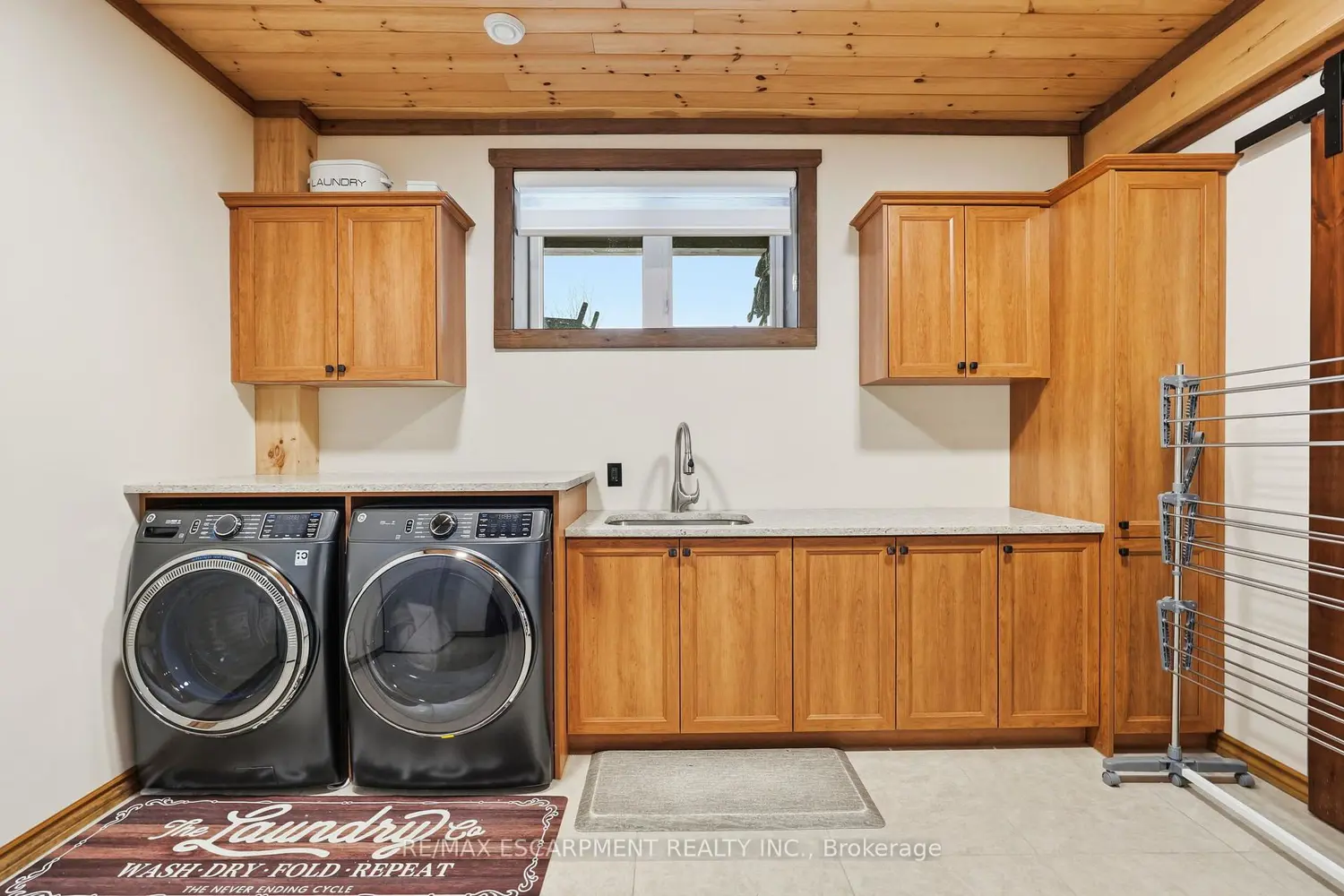 Additional image 16 of 124288 Southgate Road 12