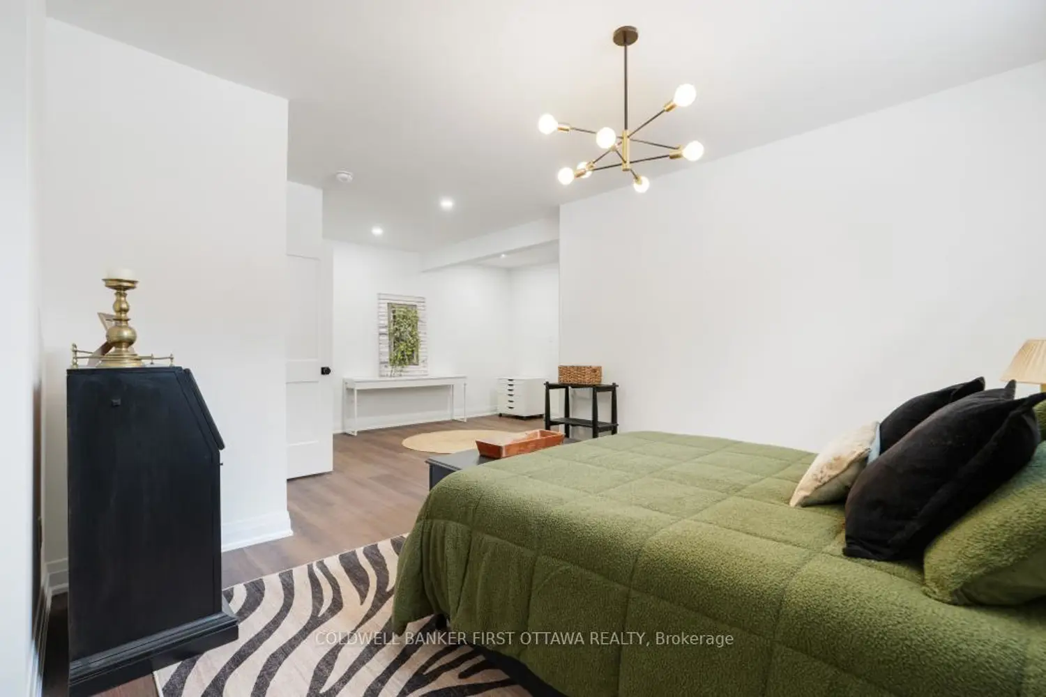 Additional image 17 of 179 Glenncastle Drive