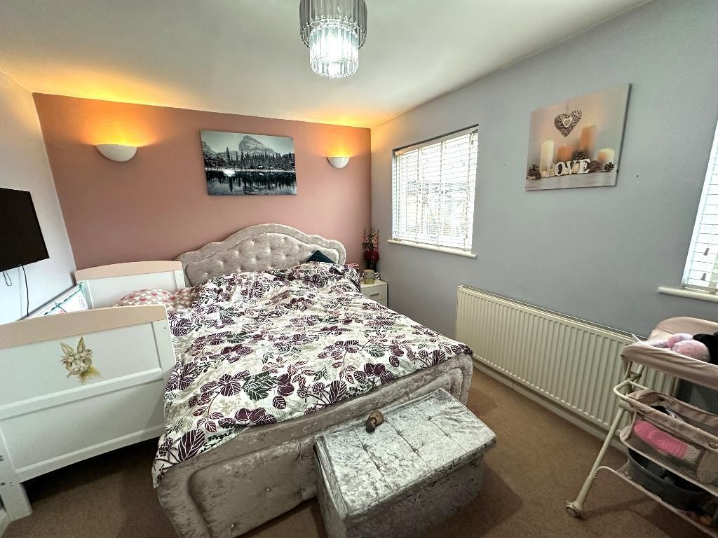 Additional image 5 of 3 bed terraced house for saleGregories Close, New Bedford Road Area, Luton, Bedfordshire LU3