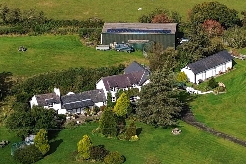 6 bed detached house for saleLlangernyw, Abergele, Conwy LL22