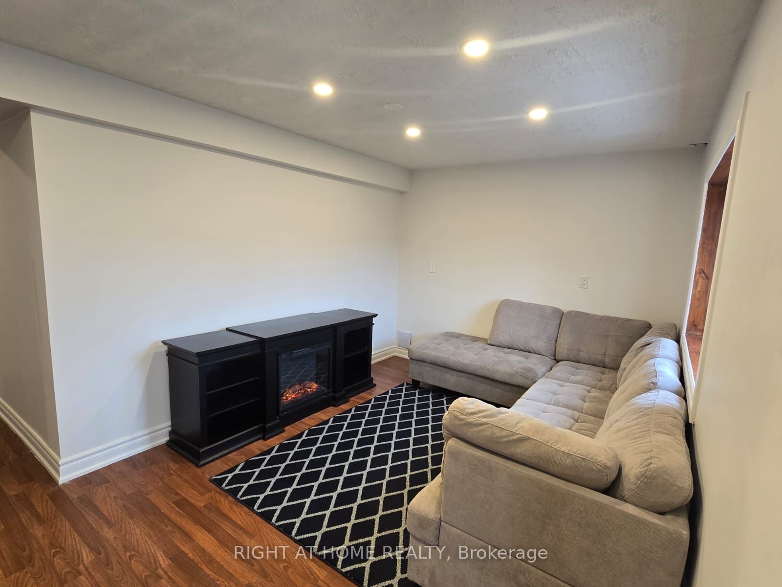 Additional image 6 of 1258 Duignan Crescent, Milton, ON, L9E 1C5