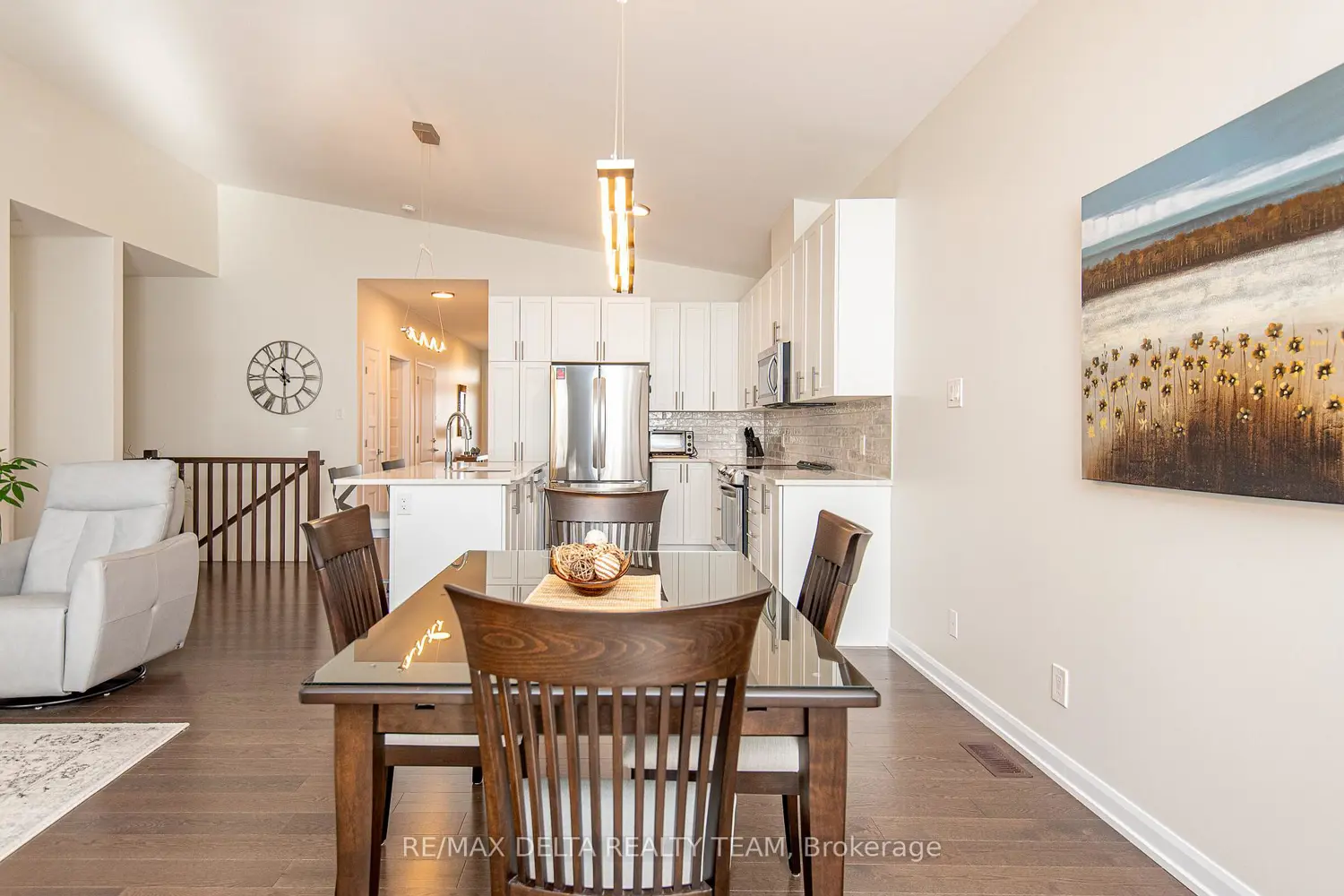 Additional image 4 of 373 Sterling Avenue