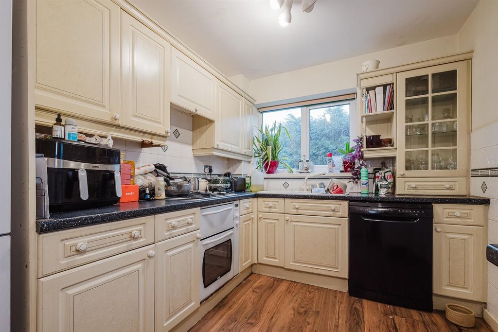 Additional image 4 of 3 bed semi-detached house for saleConway Close, Knutsford WA16