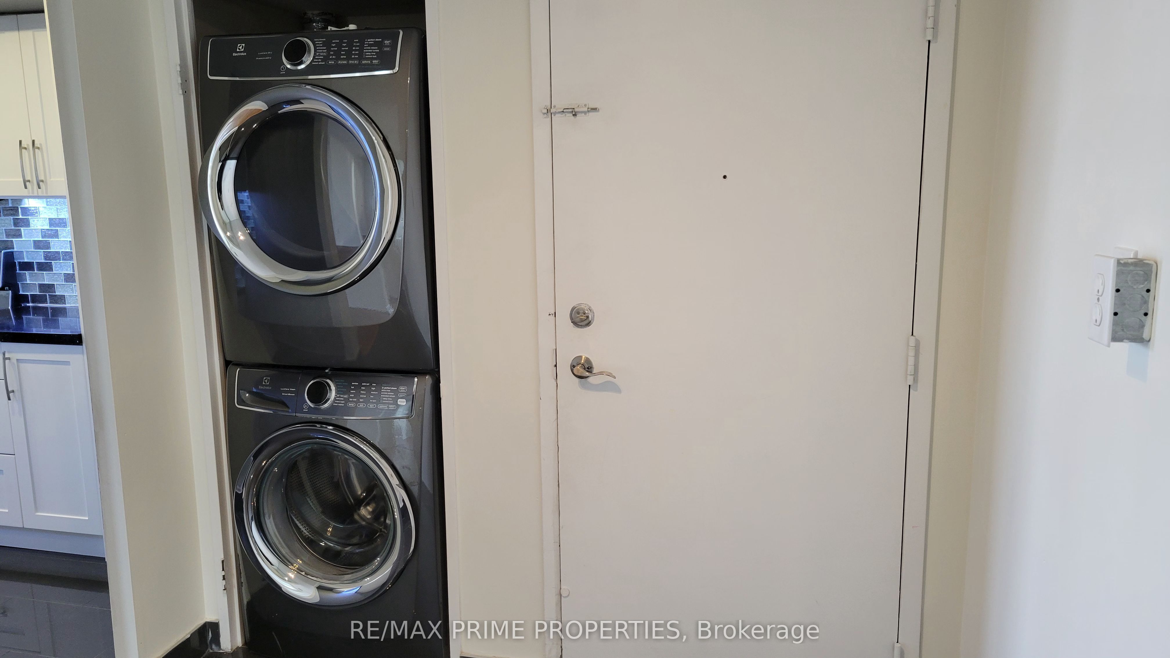 Additional image 2 of 1508-4450 Tucana Court, Mississauga, ON, L5R 3R4