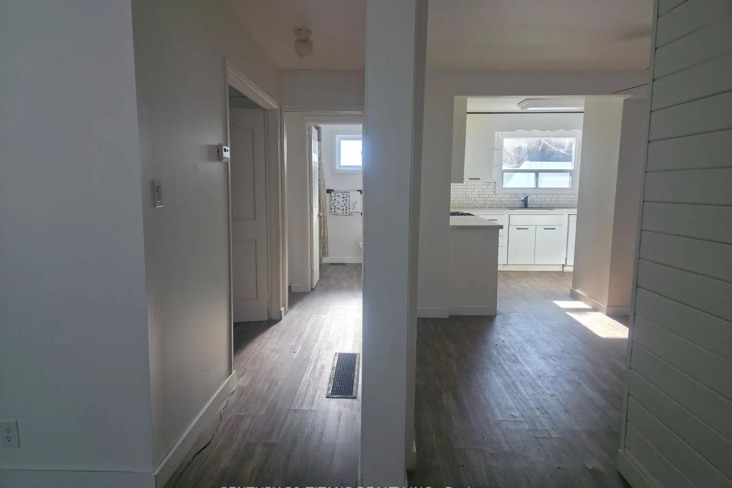 Additional image 19 of 1327 Commerce Street