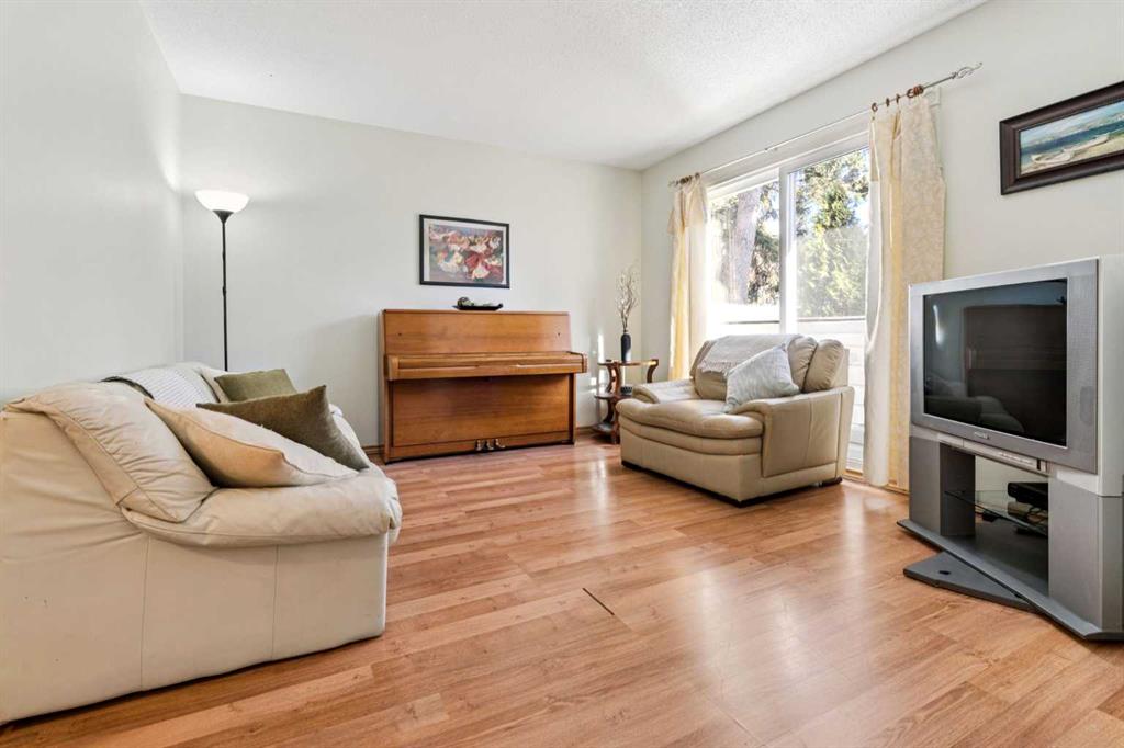 Additional image 3 of 21-251 90 Avenue SE, Calgary, AB, T2J 0A4