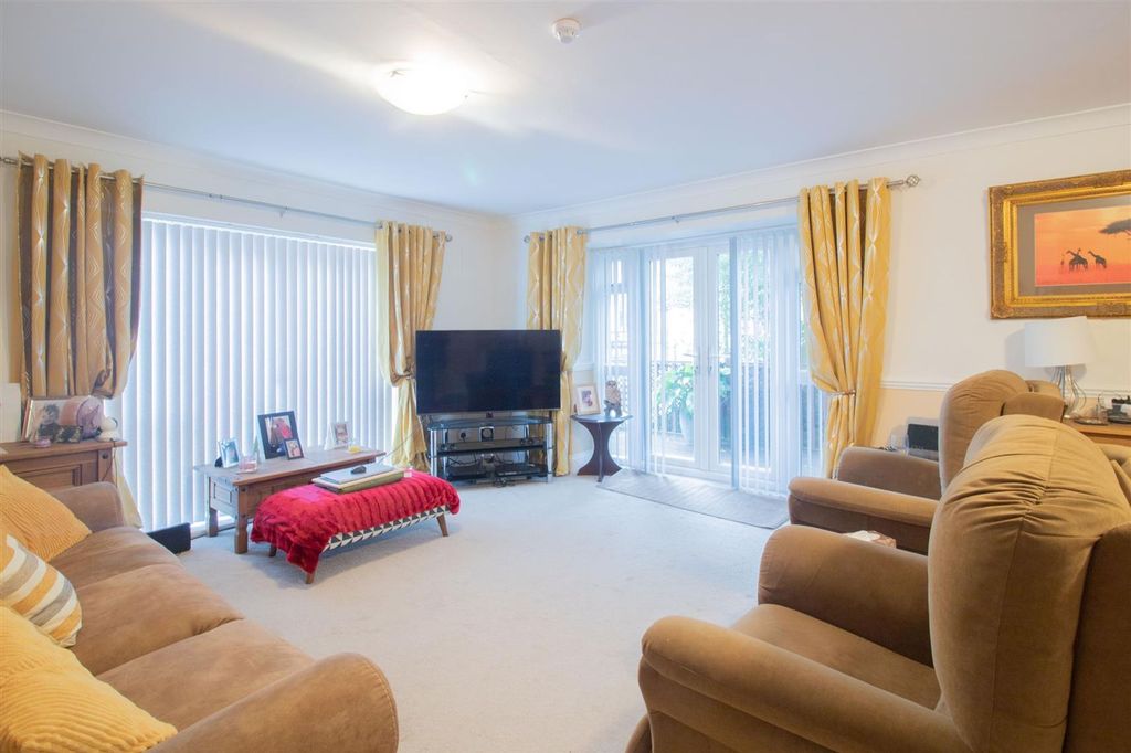 Additional image 18 of 1 bed property for saleRisca Road, Cross Keys NP11