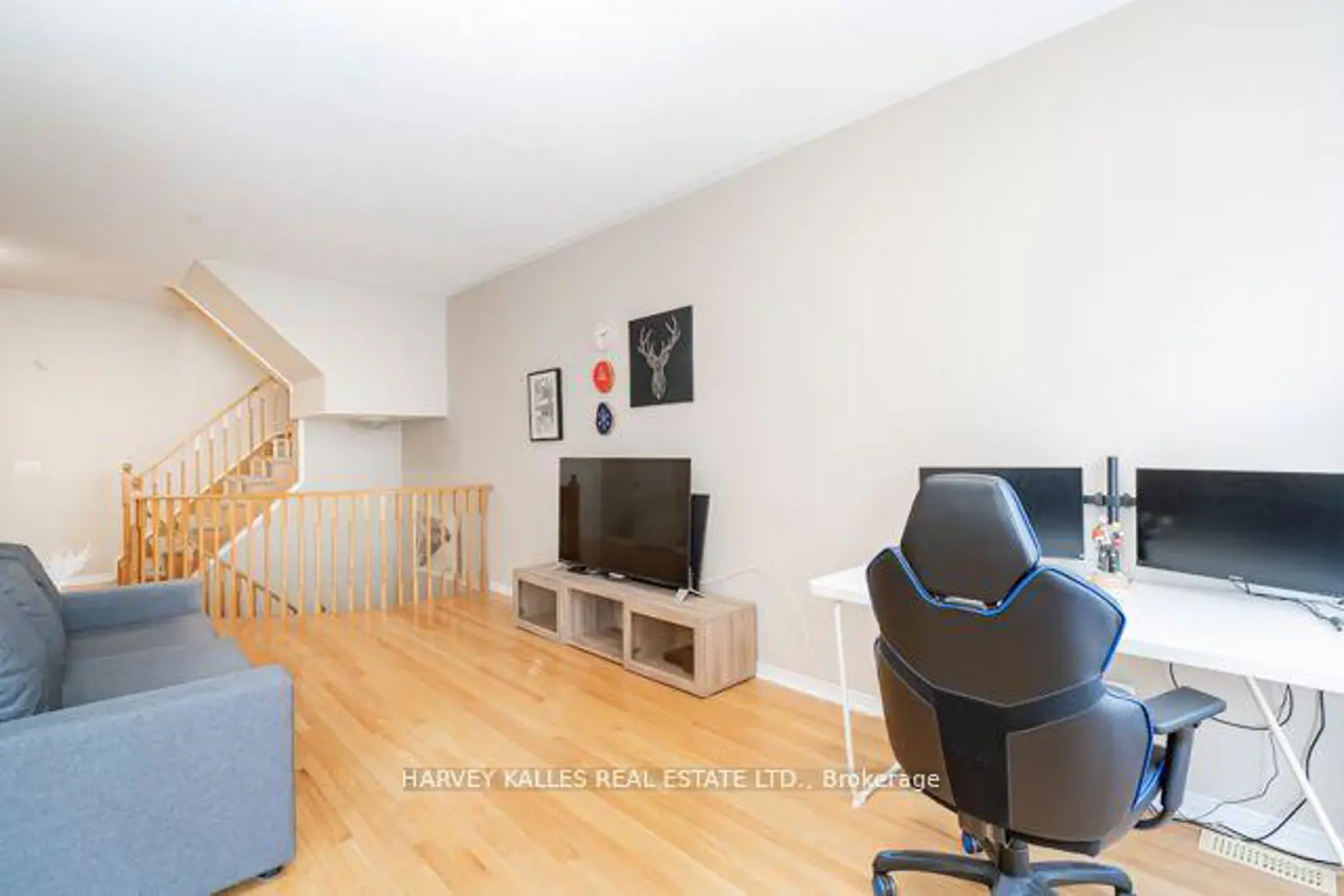 Additional image 5 of 3886 Skyview Street