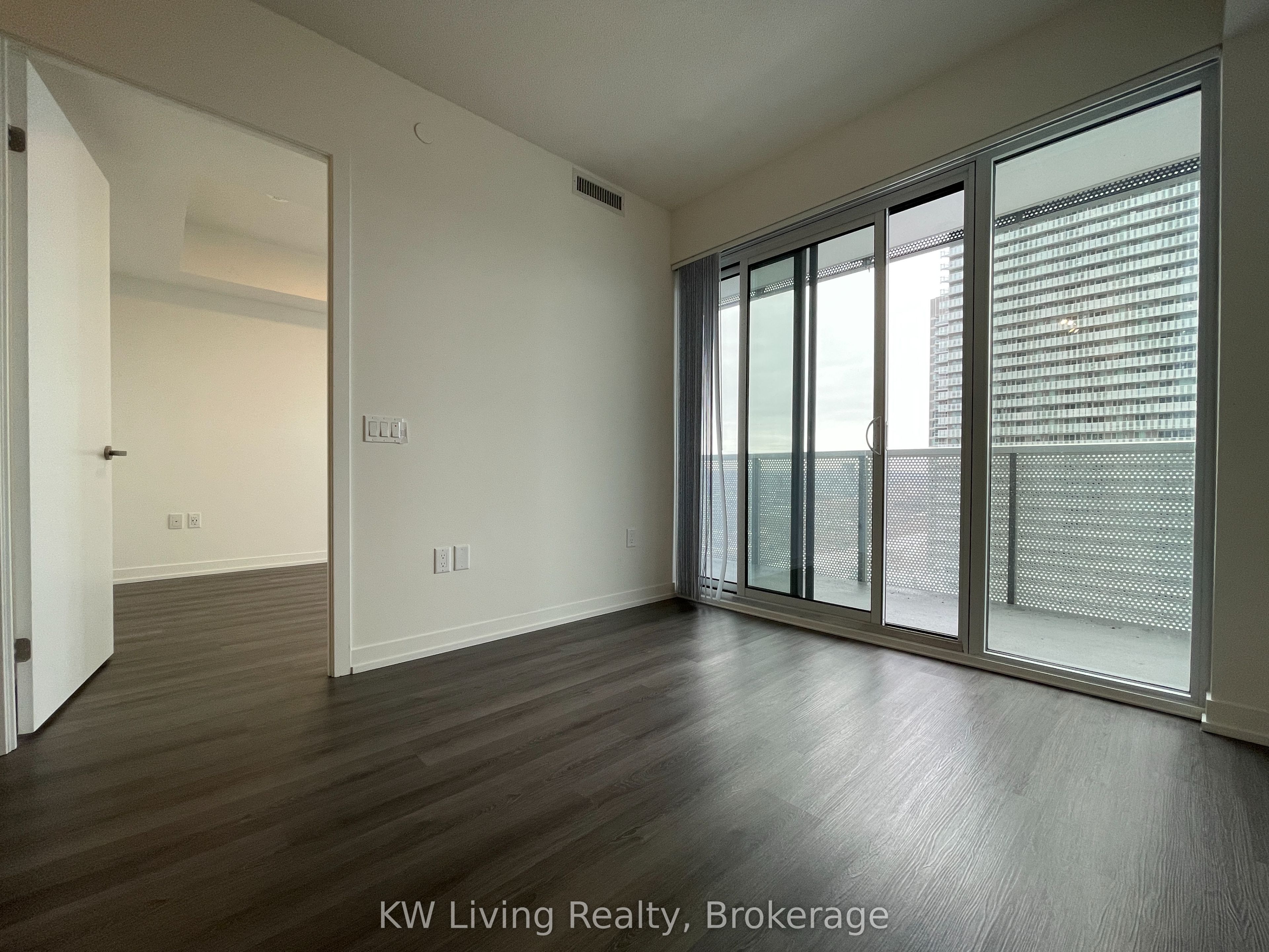 Additional image 5 of 2506-138 Downes Street, Toronto, ON, M5E 0E4