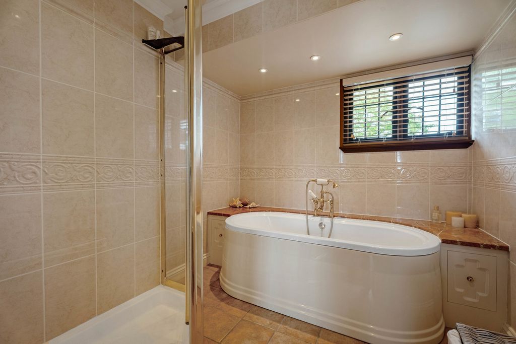 Additional image 16 of 7 bed detached house for saleBroughton Green Droitwich, Worcestershire WR9