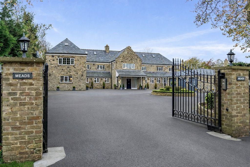 Additional image 3 of 6 bed detached house for saleWigton Lane, Alwoodley, Leeds LS17