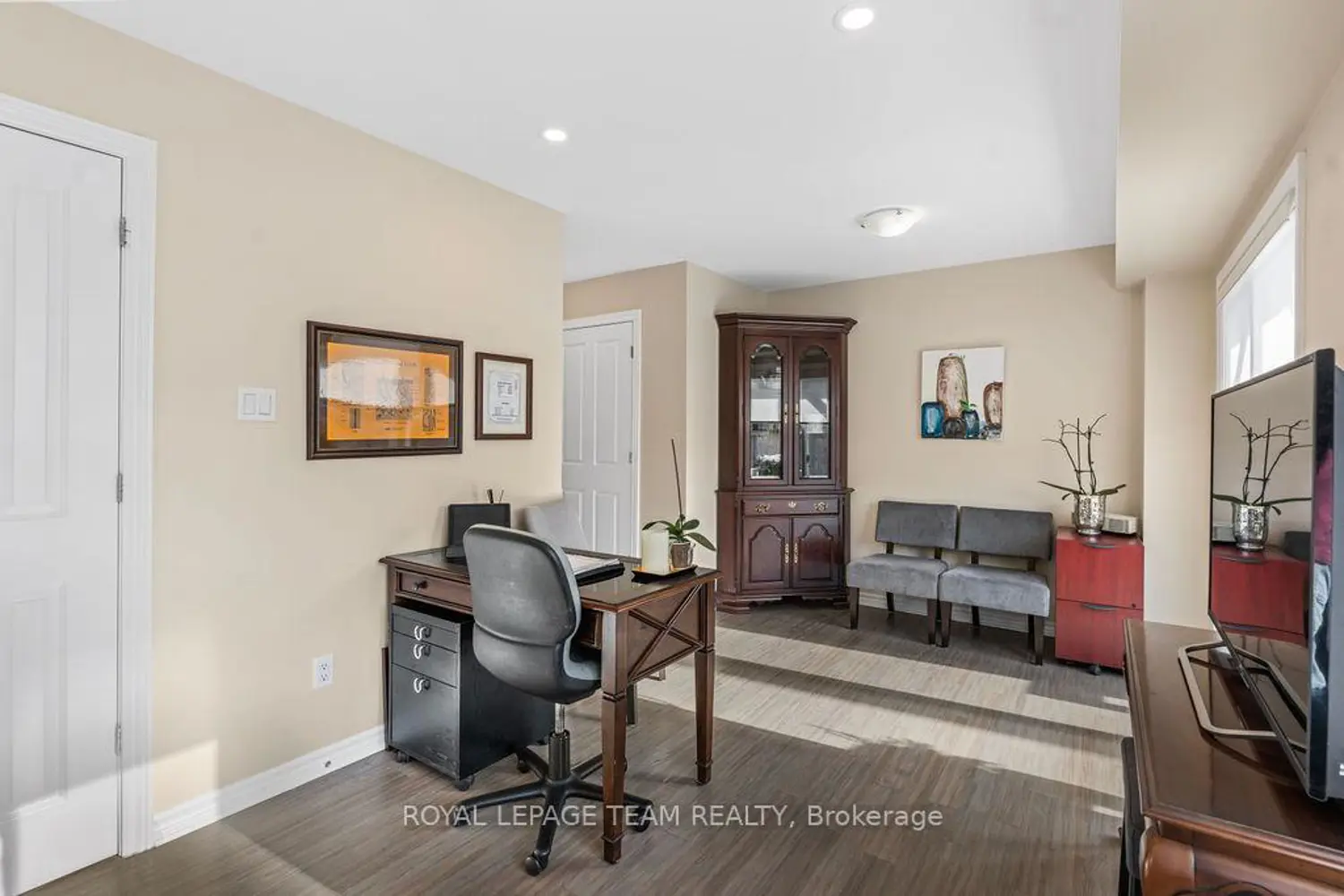 Additional image 4 of 94 Nutting Crescent