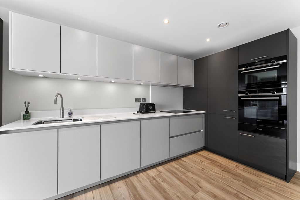 2 bed flat for saleMadingley Road, Cambridge CB3 photo 5