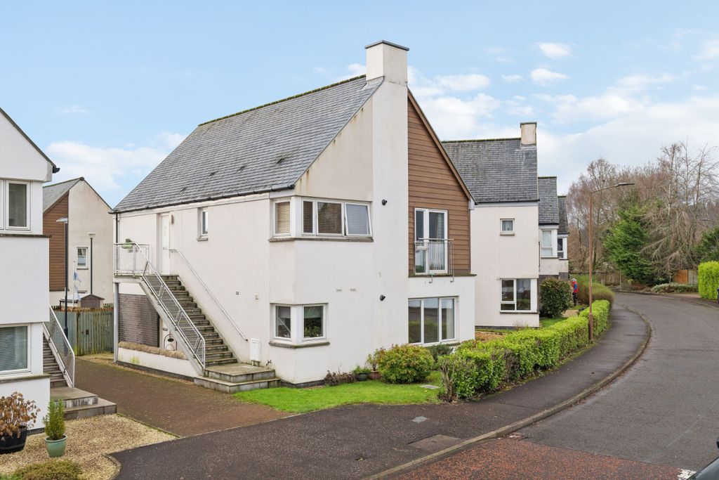 2 bed flat for saleRobertson Way, Callander FK17