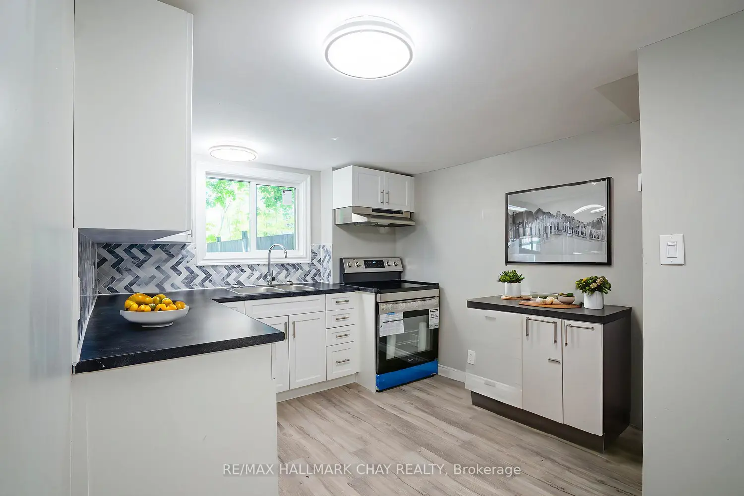 Additional image 7 of 635 First Street