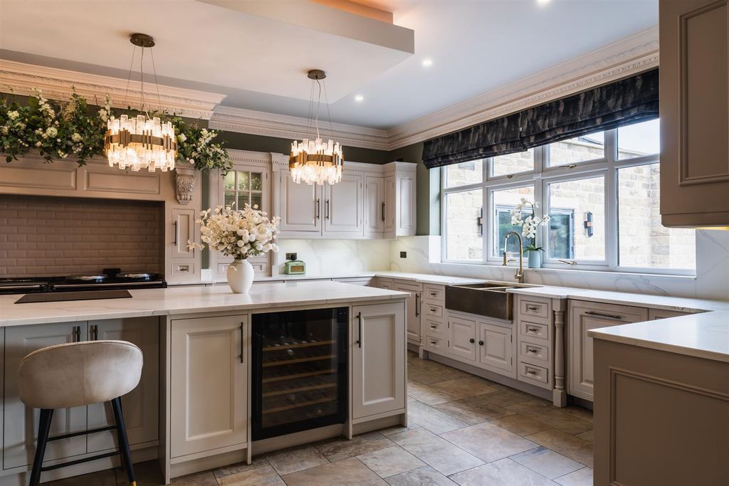 Additional image 16 of 4 bed detached house for sale72 Kiveton Lane, Todwick, Sheffield S26
