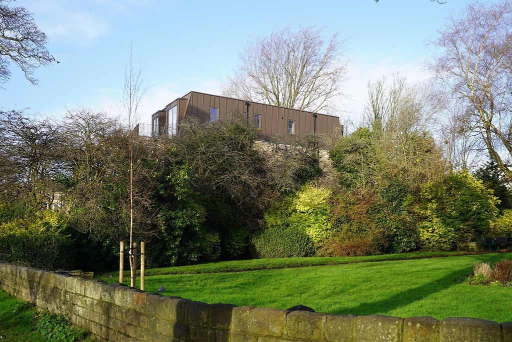 Additional image 11 of 2 bed flat for saleApt 4 Lydgate Green Apartments, Crosspool, Sheffield S10