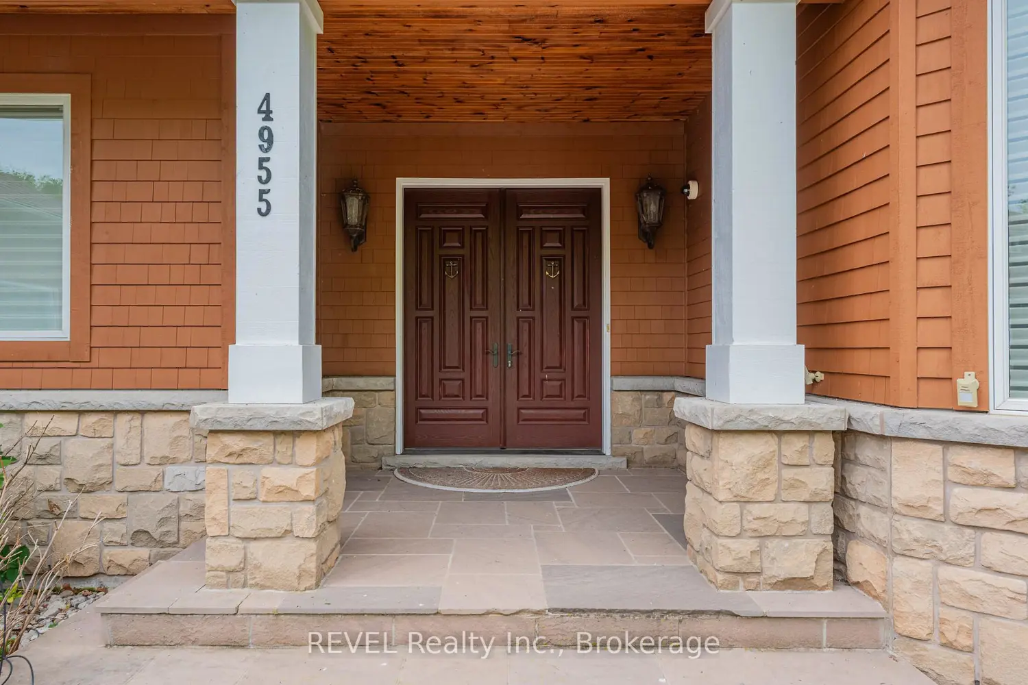 4955 South Shore Road photo 3
