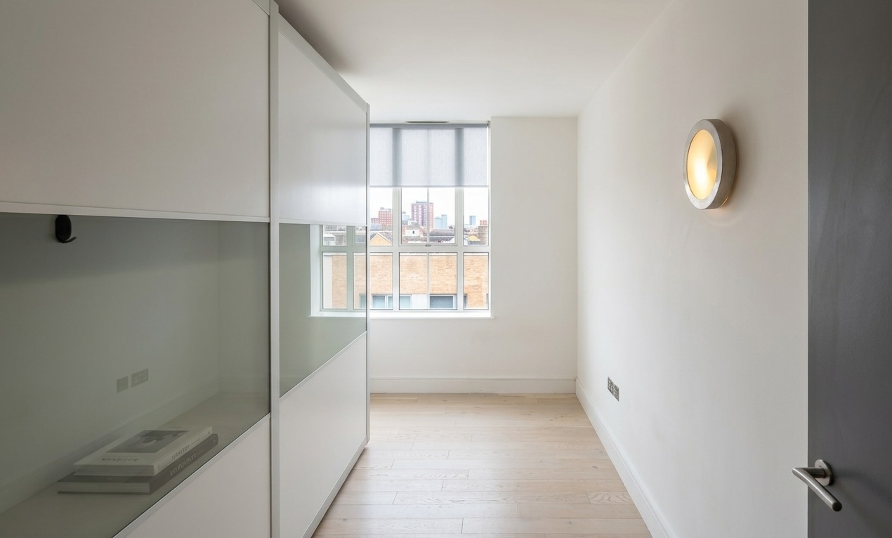 Additional image 6 of 3 Bed Flat, South City Court, SE15, N1 7GU