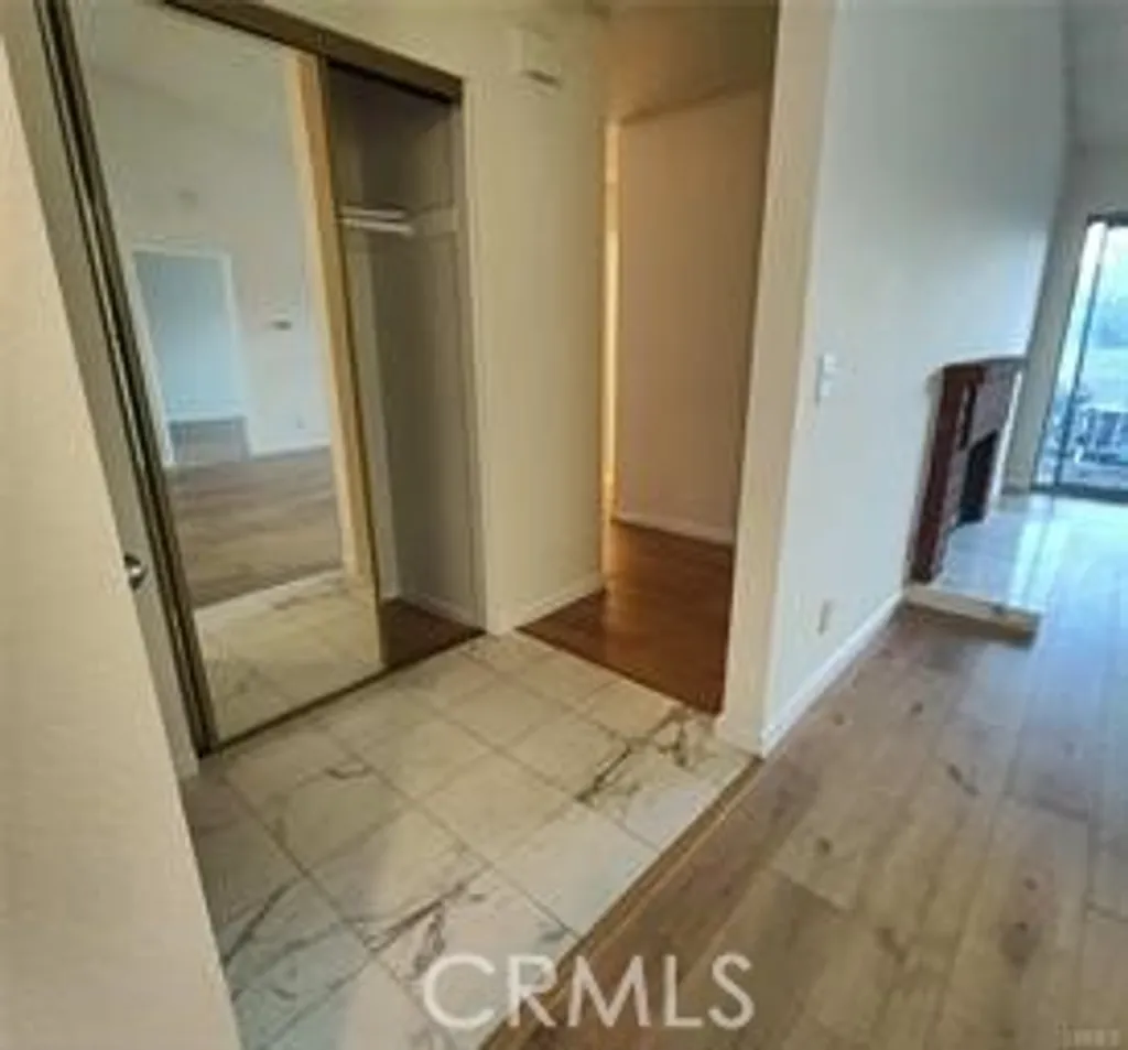 Additional image 9 of 3851 Amberly Drive Unit E, Inglewood, CA 90305