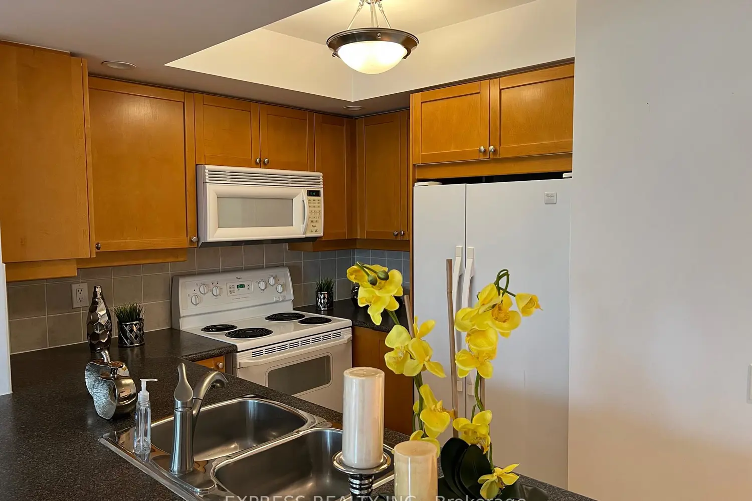 15 Northtown Way 1024