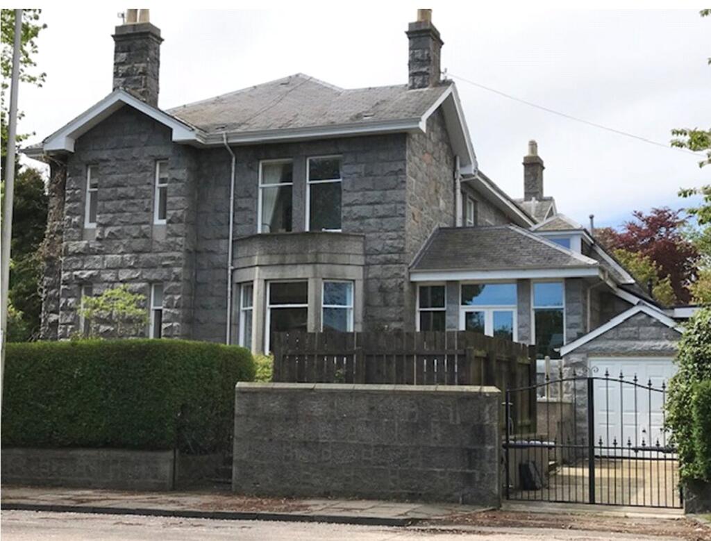 2 Rubislaw Den North, Aberdeen, AB15 4AN