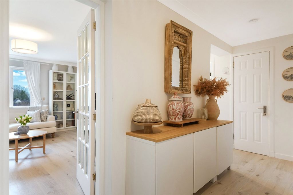 Additional image 4 of 3 bed flat for saleAnnfield Gardens, Stirling, Stirlingshire FK8