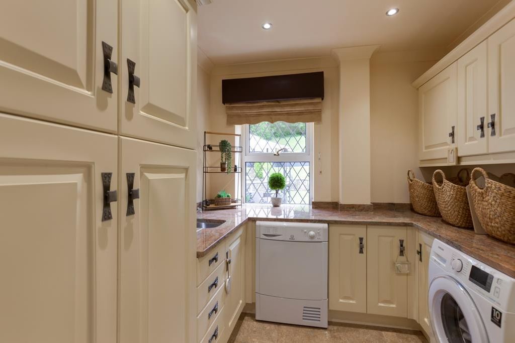 Additional image 8 of 9 bed detached house for saleRotherham Road, Killamarsh, Sheffield S21
