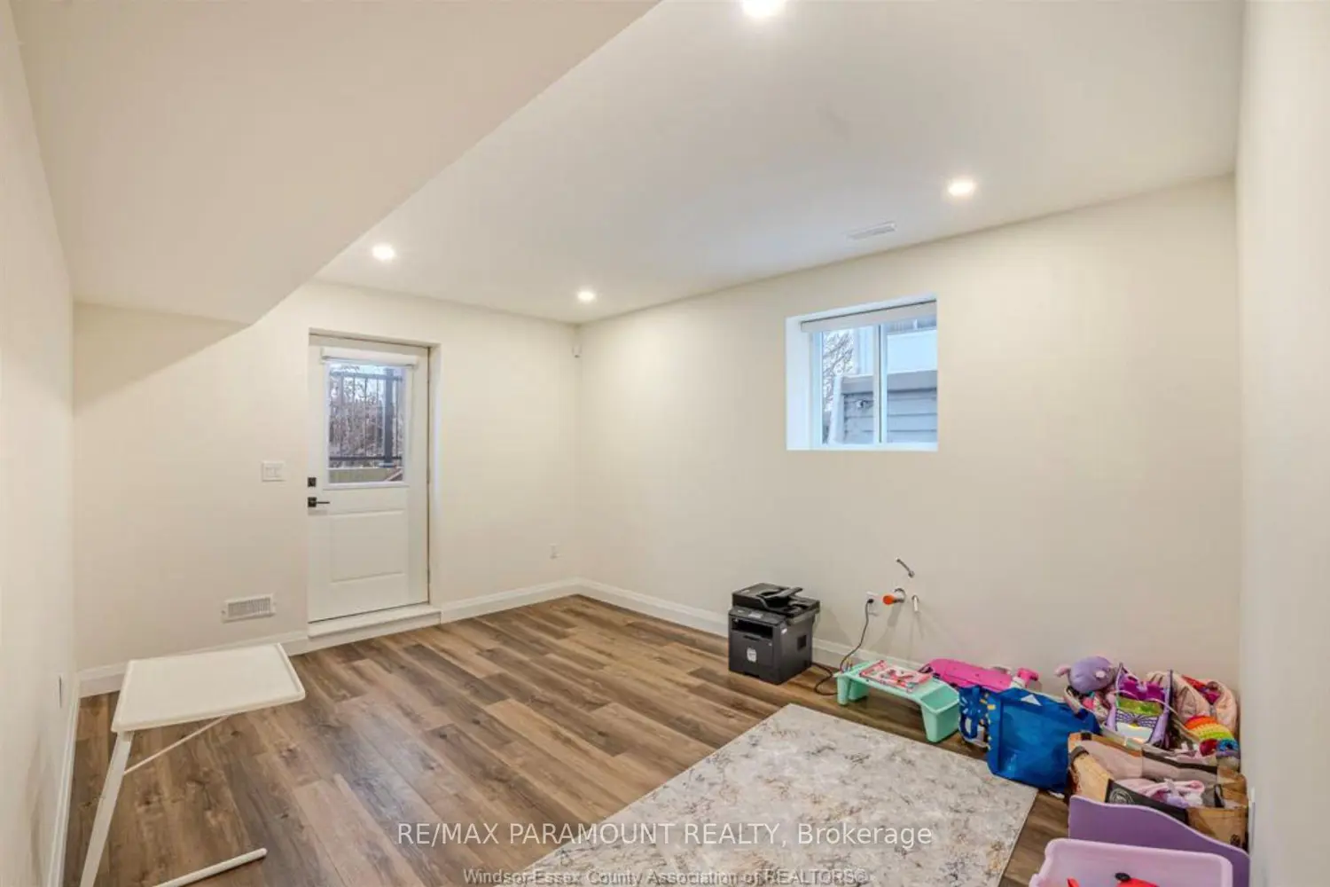 Additional image 14 of 3294 Riberdy Road