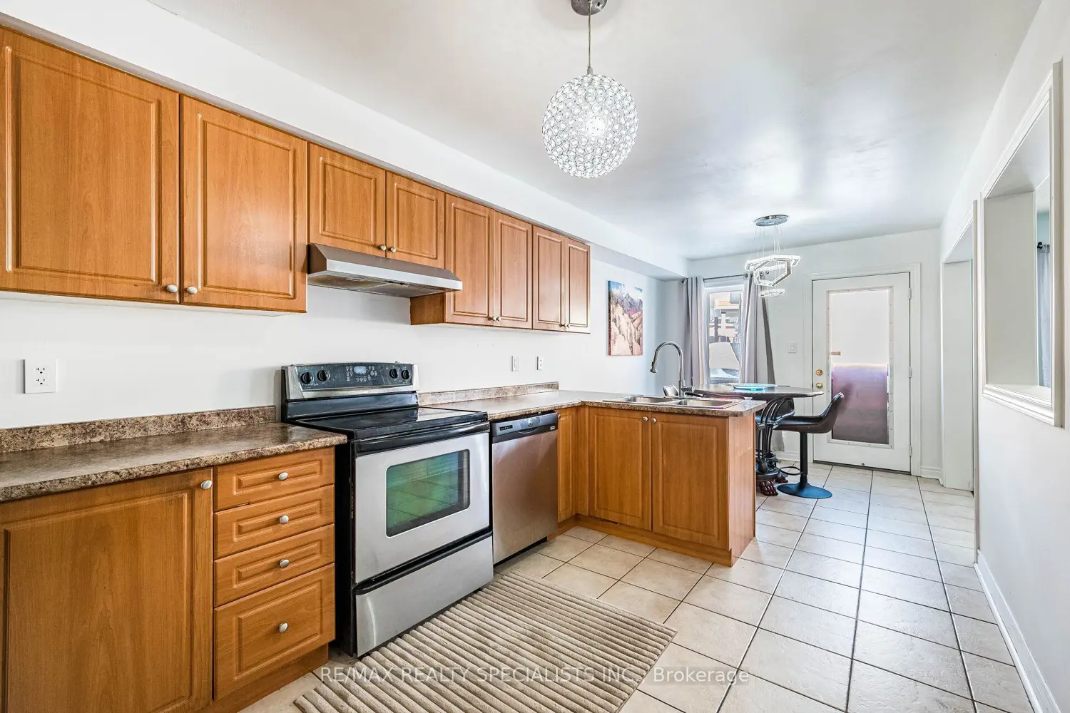 Additional image 9 of 43 Pefferlaw Circle