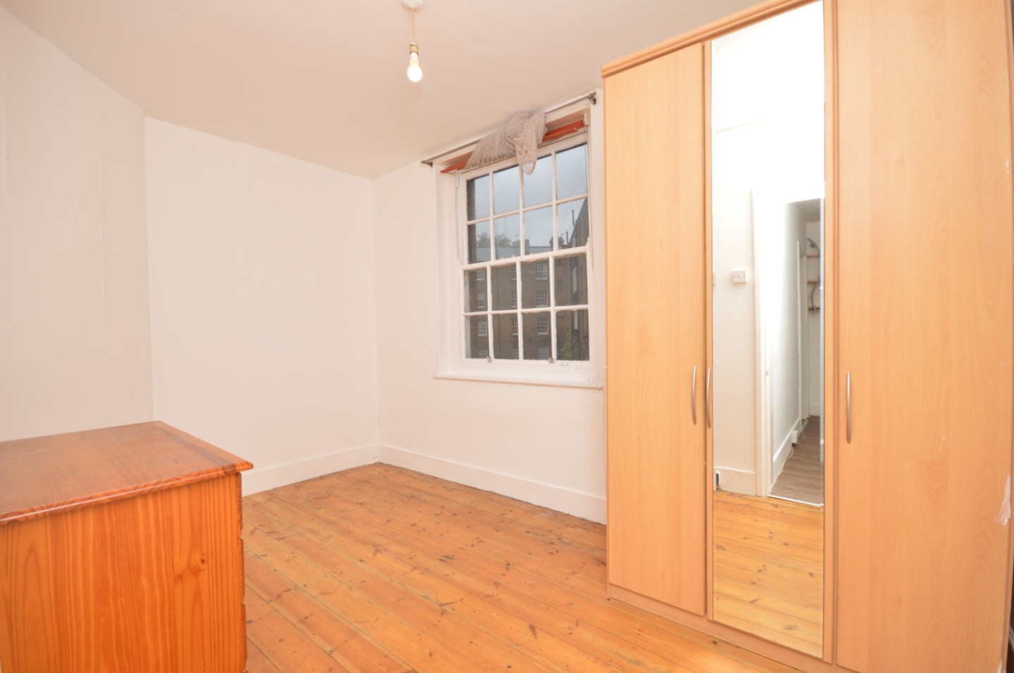 Additional image 8 of 2 Bed Flat, Hannibal Road, E1, N1 7GU