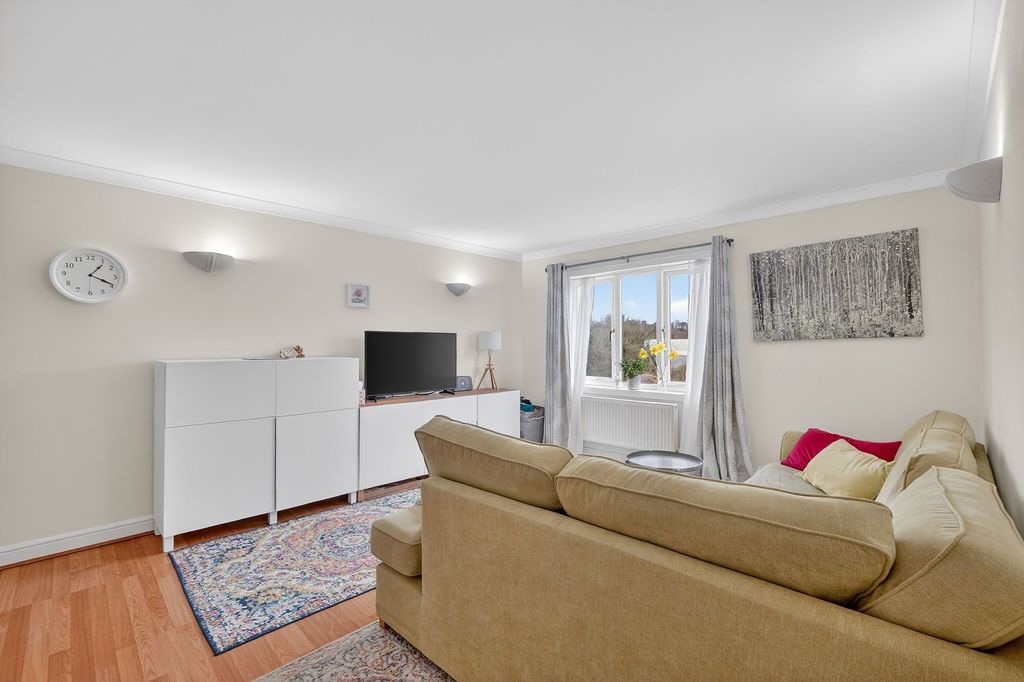 Additional image 7 of 2 bed flat for sale5 Townhead Gardens, Kilmarnock KA3