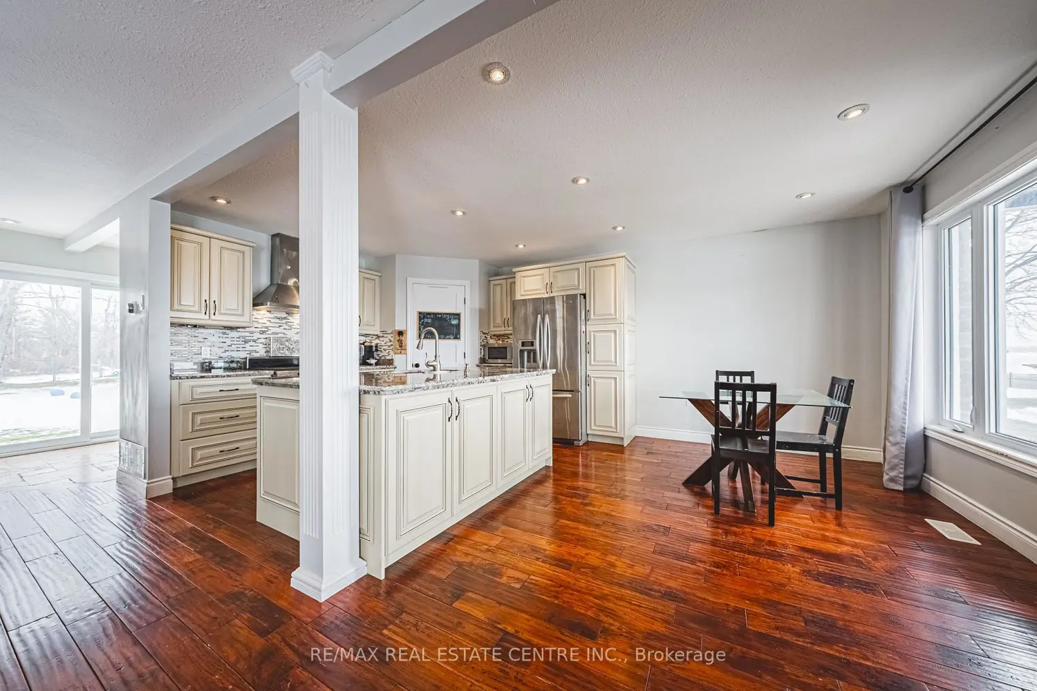 Additional image 4 of 2801 North Shore Drive