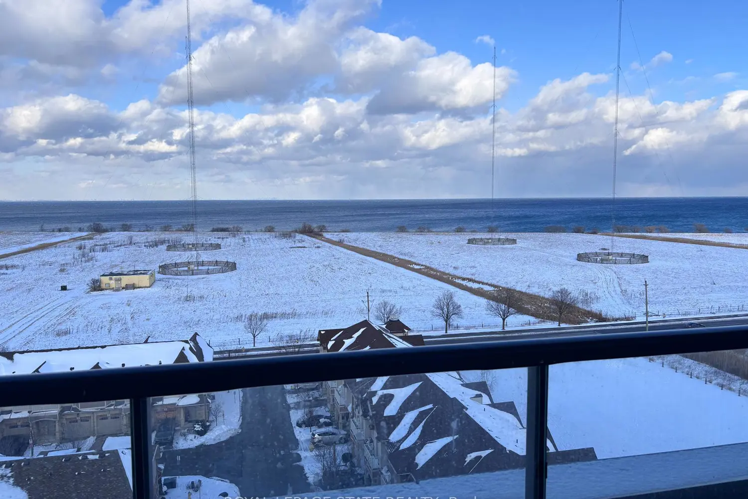 Additional image 3 of 550 North Service Road 905