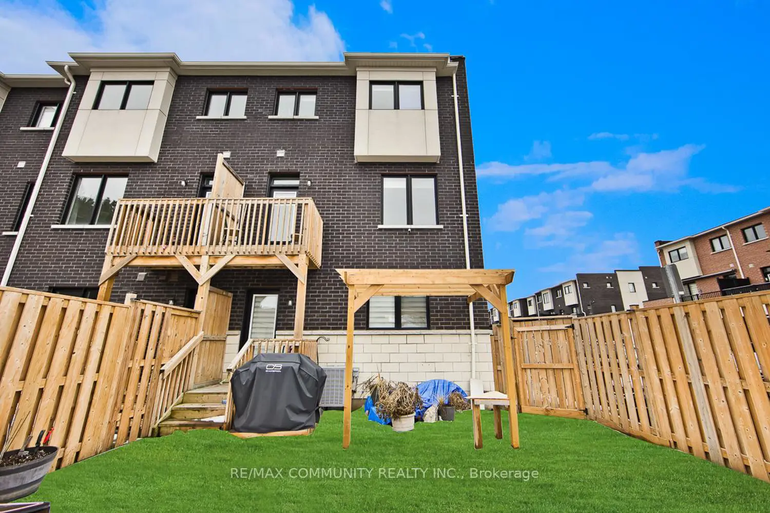 Additional image 18 of 984 Kicking Horse Path