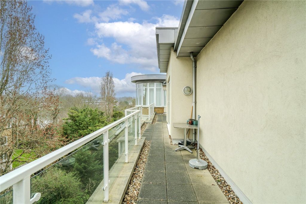 Additional image 14 of 3 bed flat for saleMelliss Avenue, Richmond TW9