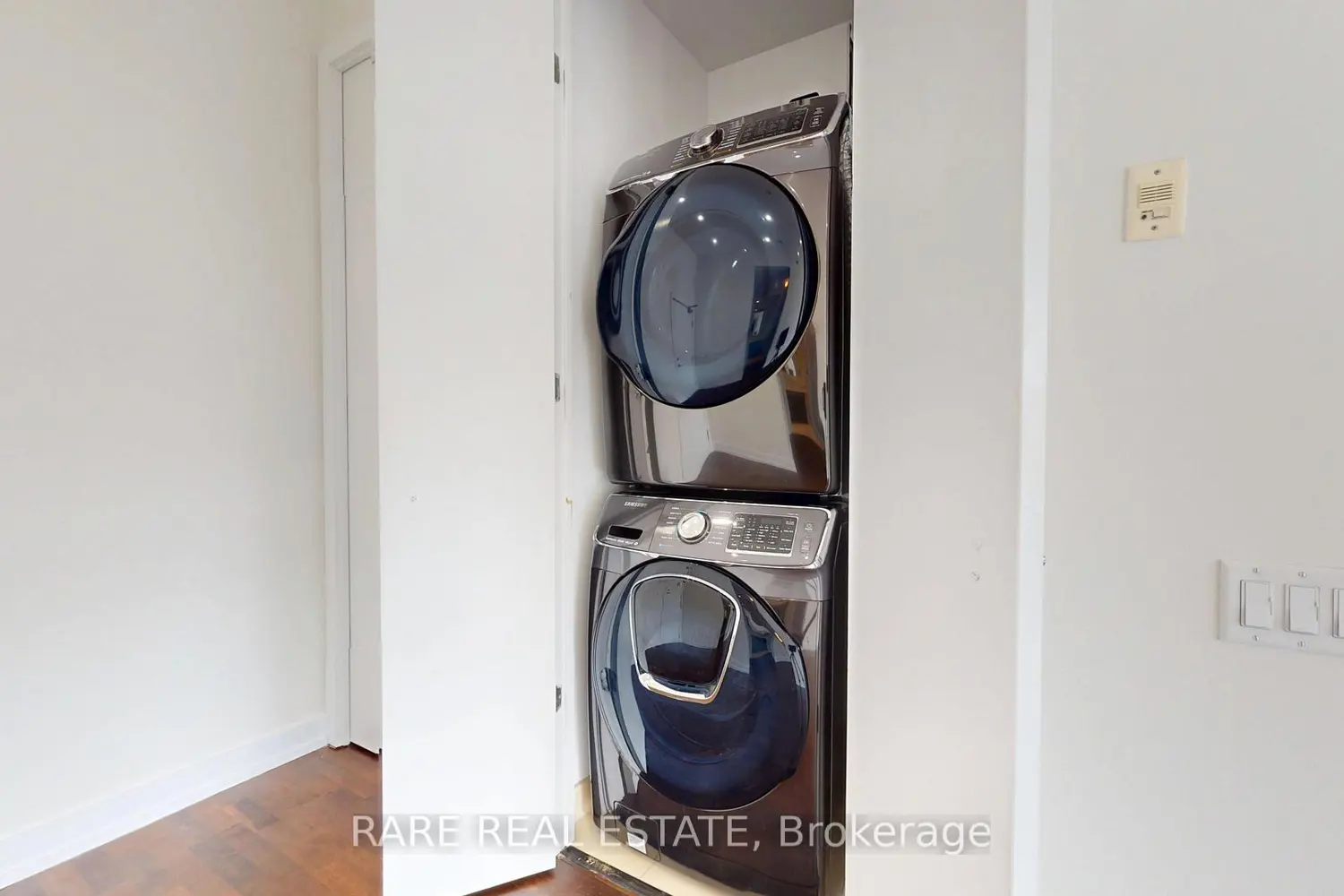 Additional image 16 of 66 Portland Street 802