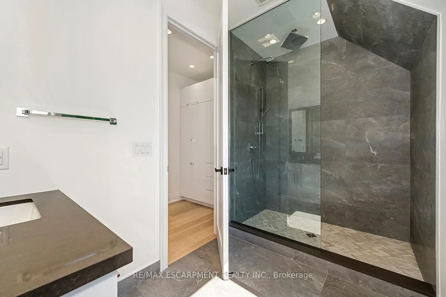 Additional image 12 of 1618 Dogwood Trail, Mississauga