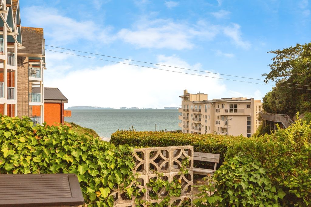 3 bed flat for saleRotherslade Road, Langland, Swansea SA3