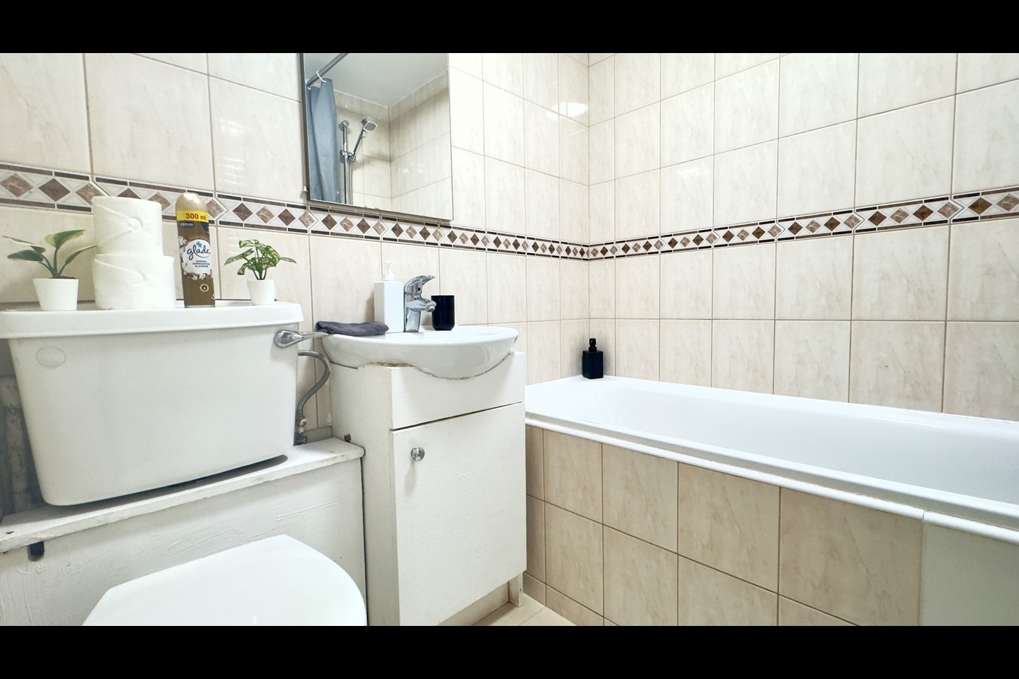 Additional image 15 of 2 Bed Flat, Great Western Road, W9, N1 7GU