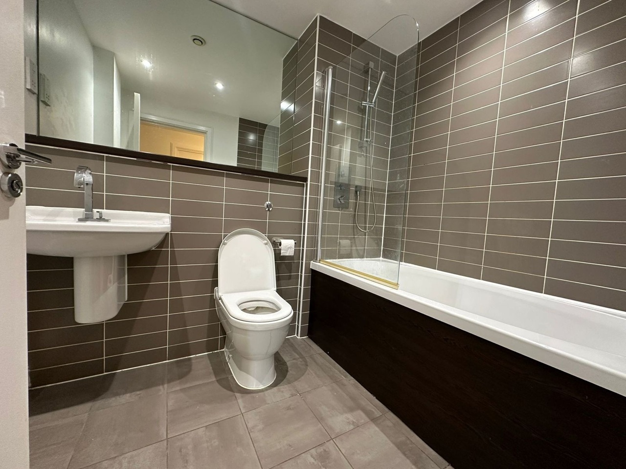 Additional image 8 of 2 Bed Flat, Southside, B5, N1 7GU