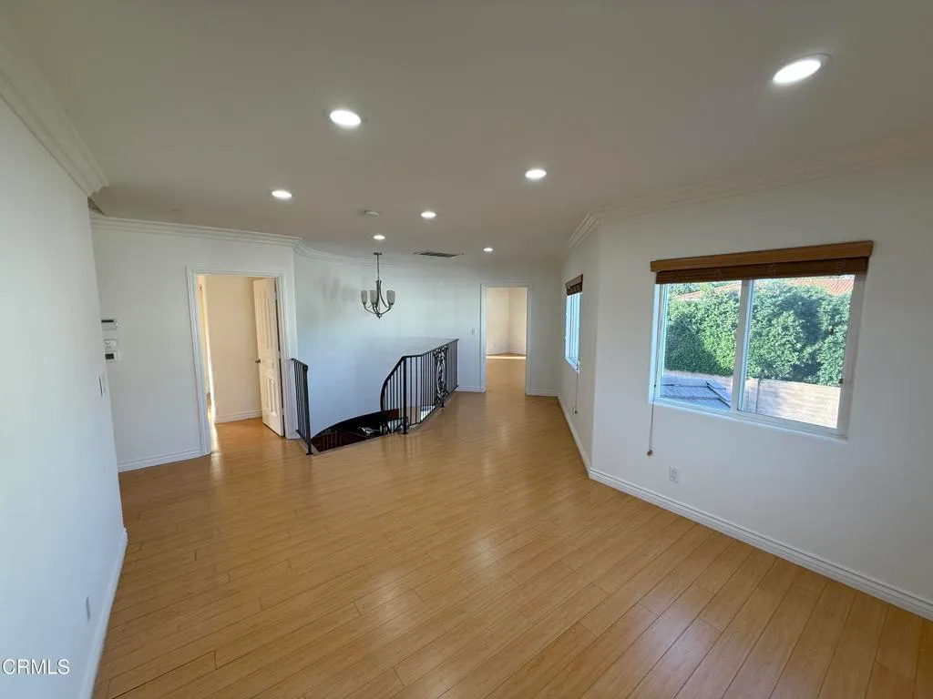 Additional image 56 of 7011 N Liberty Drive, Los Angeles, CA 91405