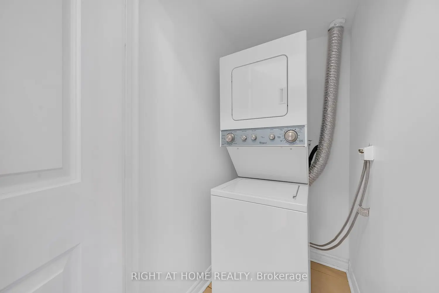 Additional image 17 of 2885 Bayview Avenue 1003