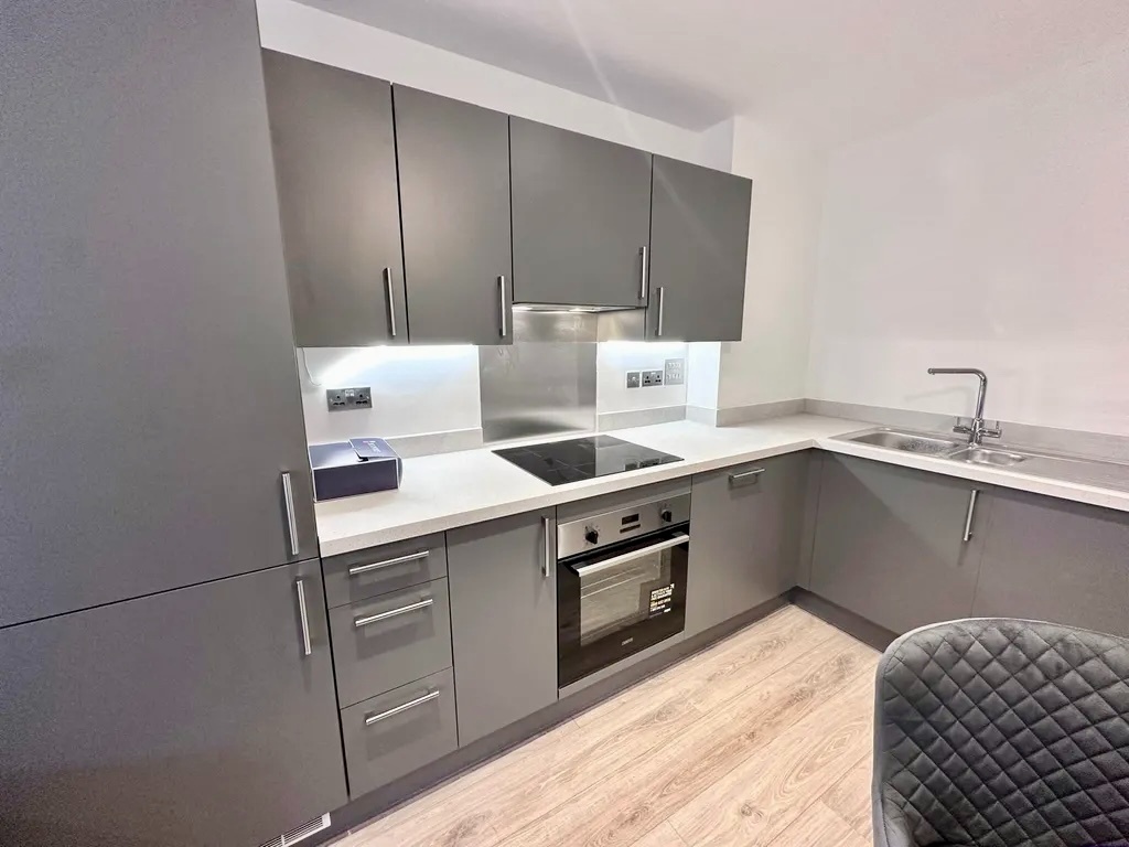 Additional image 4 of 2 Bed Flat, Boulevard Plaza, B5, N1 7GU