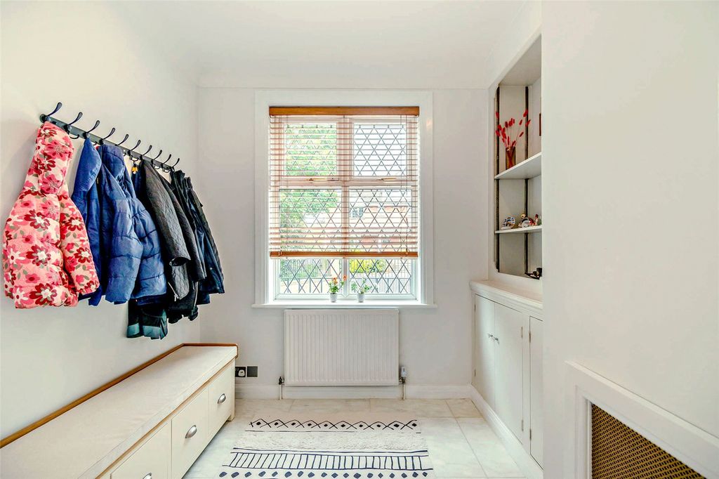 Additional image 23 of 7 bed detached house for saleFishery Road, Maidenhead, Berkshire SL6